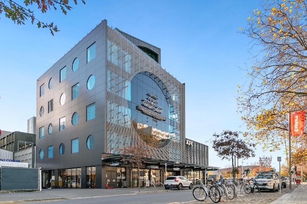 Gallery - Christchurch City Hotel