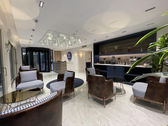 Gallery - Mona Bosphorus