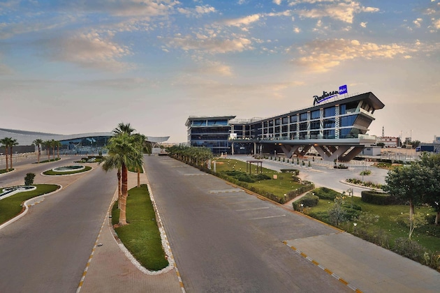 Gallery - Radisson Blu Hotel Riyadh Convention And Exhibition Center