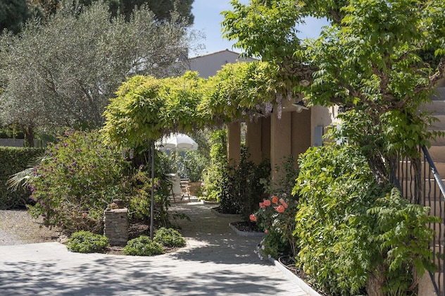 Gallery - Hotel Lou Cagnard