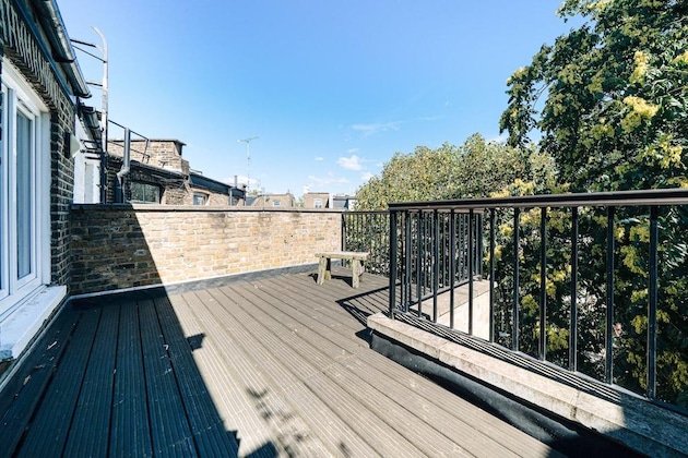 Gallery - The Knaresborough by Nestor