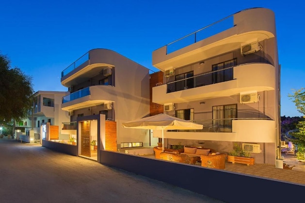 Gallery - Sunny Days Hotel