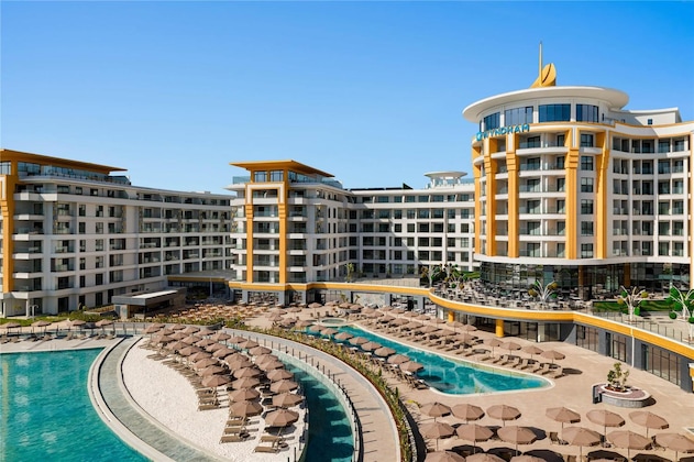 Gallery - Azura World Residence & Hotel
