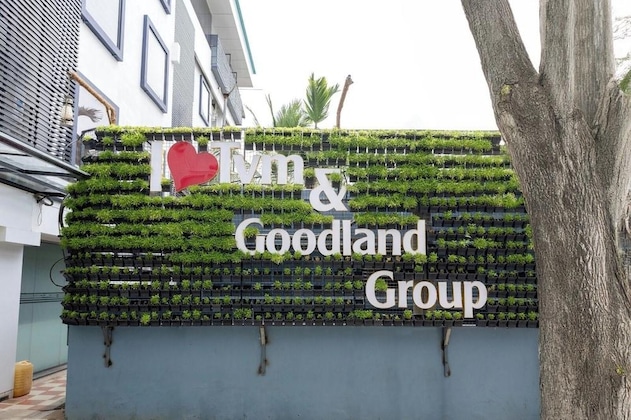 Gallery - Goodland Elegance