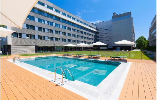 Gallery - AXOR Barajas Hotel