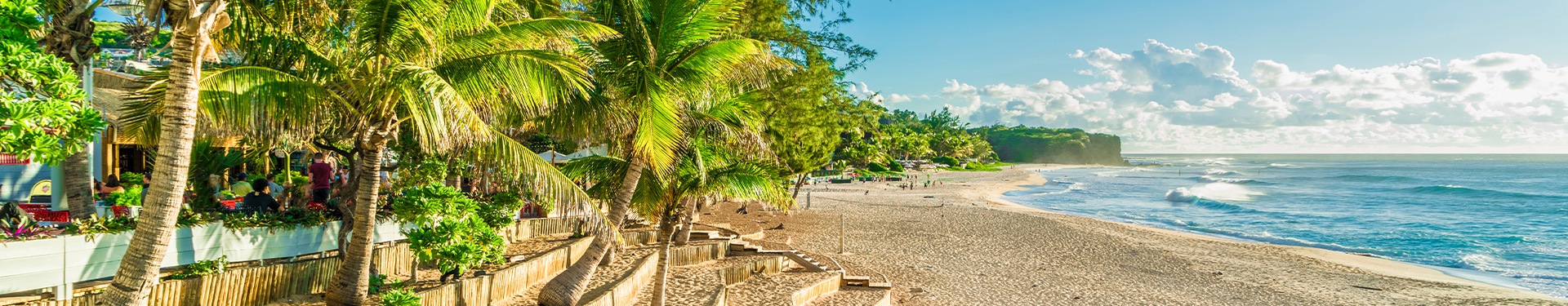 Route durch Reunion und den Stränden auf Mayotte