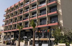 Canifor Hotel