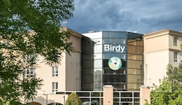 Hôtel Birdy By Happyculture