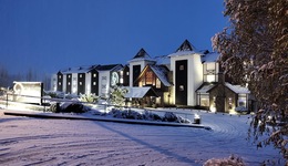 Xelena Hotel & Suites