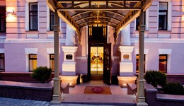 Opera Hotel