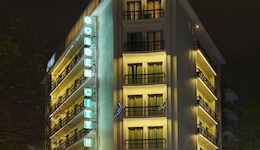 Golden City Hotel