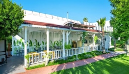 Queen's Park Le Jardin - All Inclusive