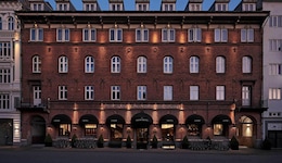 Ascot Hotel