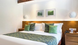 Legian Beach Hotel