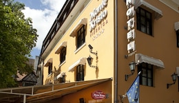 Monte Kristo Hotel
