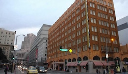 The Pickwick Hotel