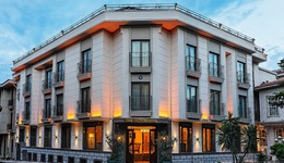 Triton Hotel