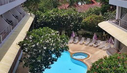 Samui First House Hotel