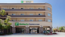 Holiday Inn Express & Suites Pasadena - Los Angeles By Ihg