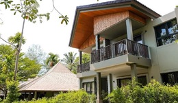 Khaolak Wanaburee Resort