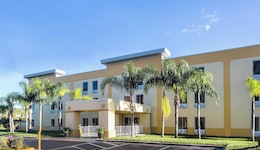 La Quinta Inn & Suites By Wyndham Orlando Universal Area