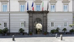 Palazzo Caracciolo Napoli