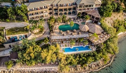 Gloria Maris Hotel Suites & Villas