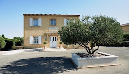 Residhotel Golf Grand Avignon