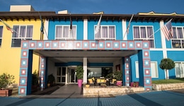 Gh Avalon Sikani
