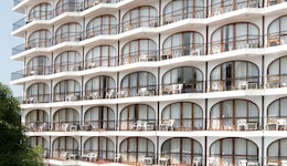 Real Bananas Hotel & Villas