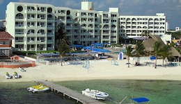 Aquamarina Beach  Hotel Cancun
