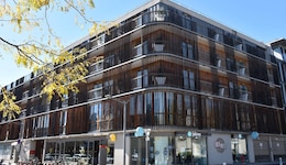 Adonis Lyon Dock Ouest