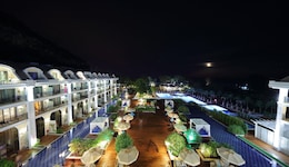Juju Premier Palace Hotel