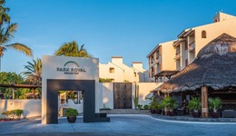Park Royal Homestay Los Cabos