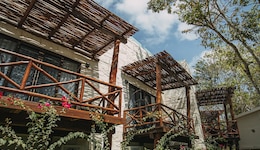 Mia Bacalar Luxury Resort & Spa