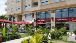 Adam Hotel Suites