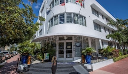 Riviera Suites South Beach