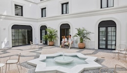 Hotel Bécquer