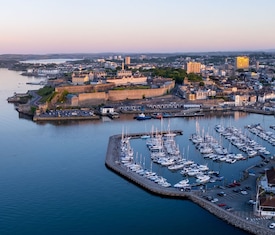 Alle Kreuzfahrten nach Plymouth (England)