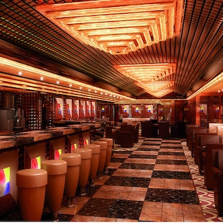 Restaurants & Bars