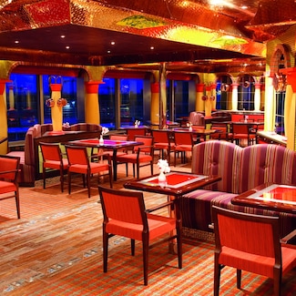 Restaurants & Bars