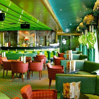 Restaurants & Bars
