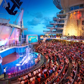 Aquatheater Shows