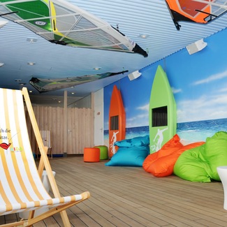 Beach Lounge