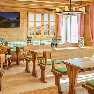 Almhütte