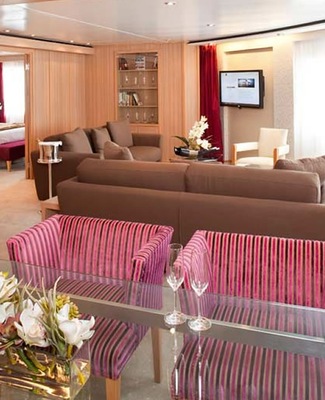 Signature Suite