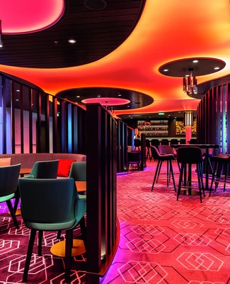 Lumas Bar mein Schiff 6