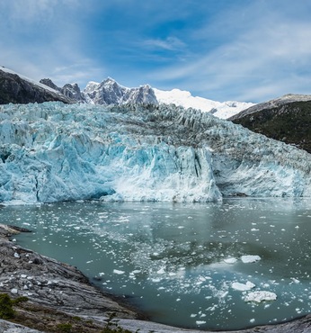 Ainsworth Bay (Chile)