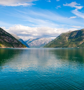 Nordfjord cruising