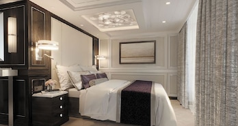 Kreuzfahrten in einer Suite mit Celestyal Cruises